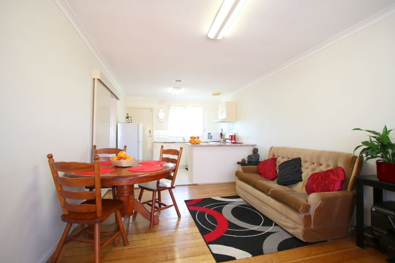 3/81 Delaware Street, Reservoir