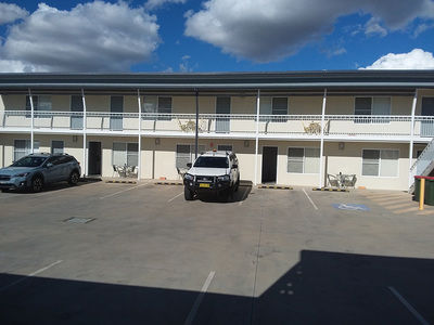 FREEHOLD MOTEL FOR SALE - AS NEW 4 STAR & EASY TO OPERATE