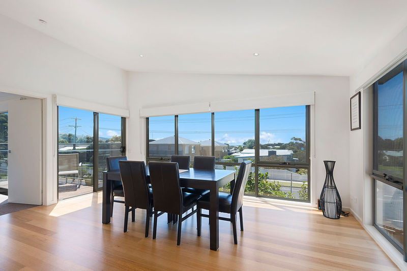 111 McLachlan Street, Apollo Bay, VIC, Apollo Bay - Thumbnail 2