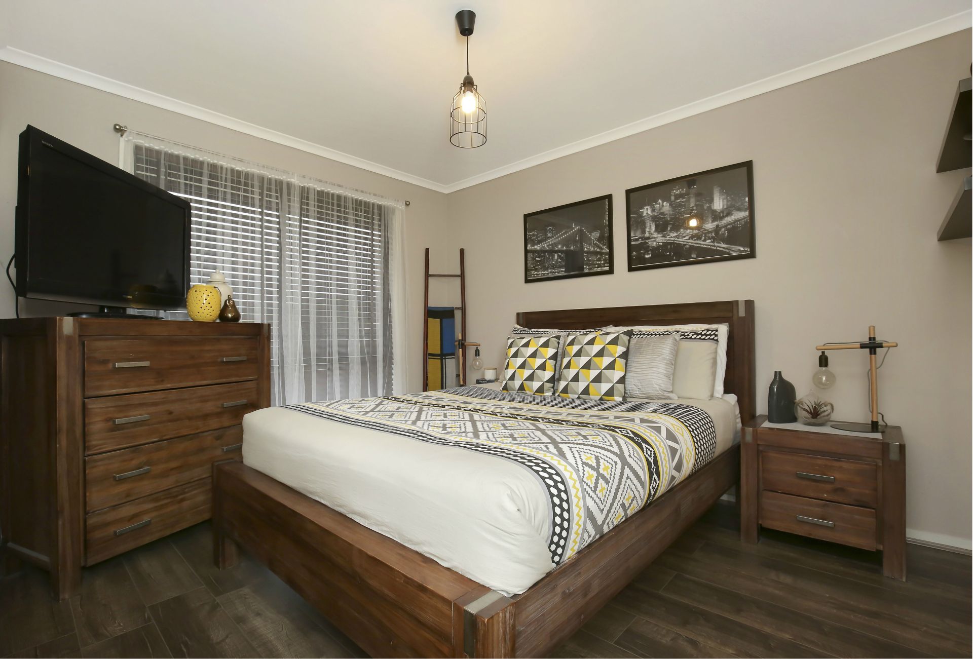 LOVE THE HOME, ADORE THE LOCATION   *Insp Wed 8th Aug @ 4:25pm*