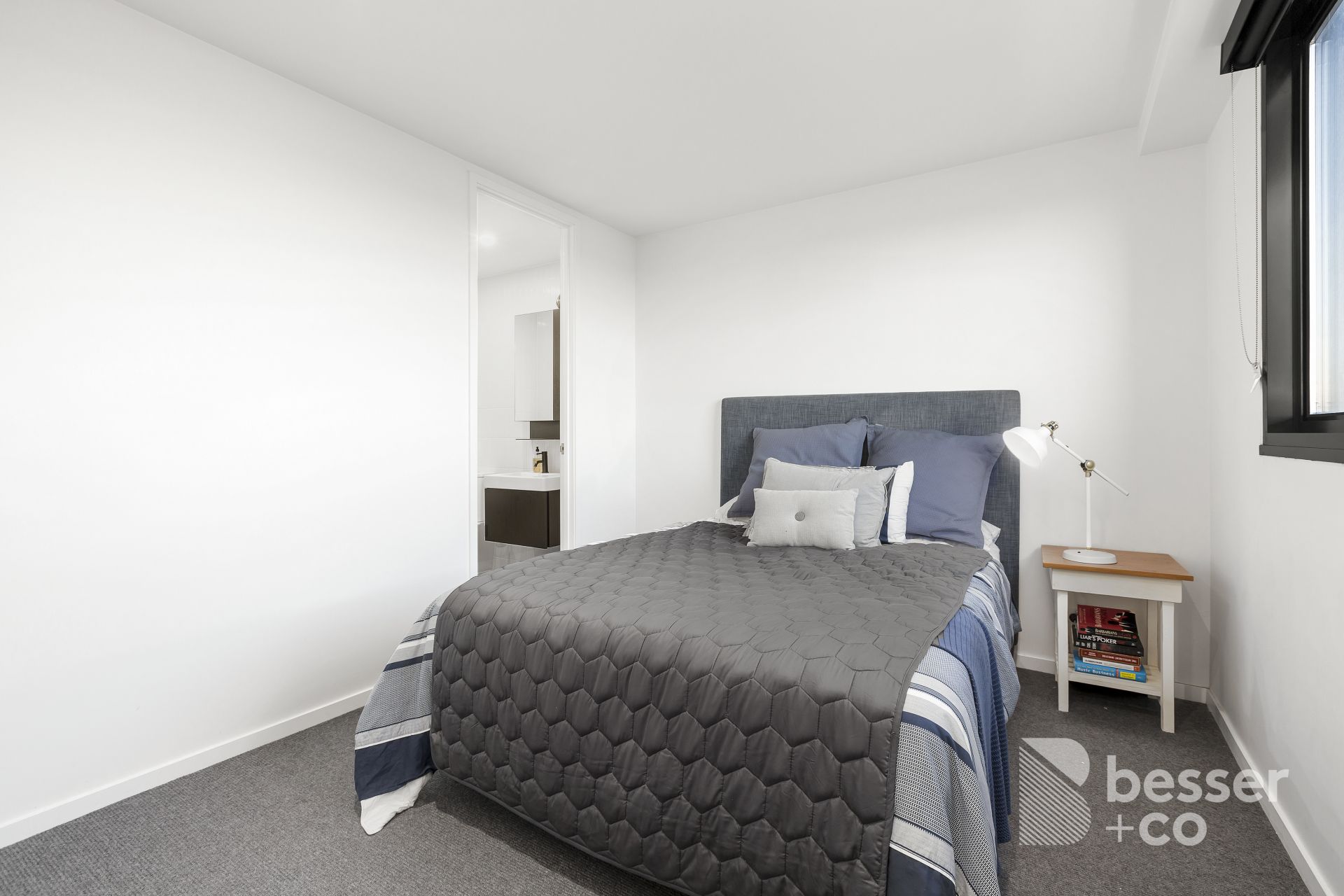 504/28 Riddell Parade, Elsternwick - Thumbnail 8