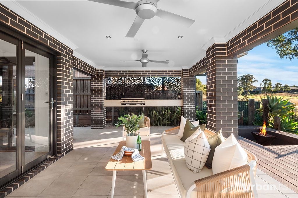 Colebee 40 Medallist Parade