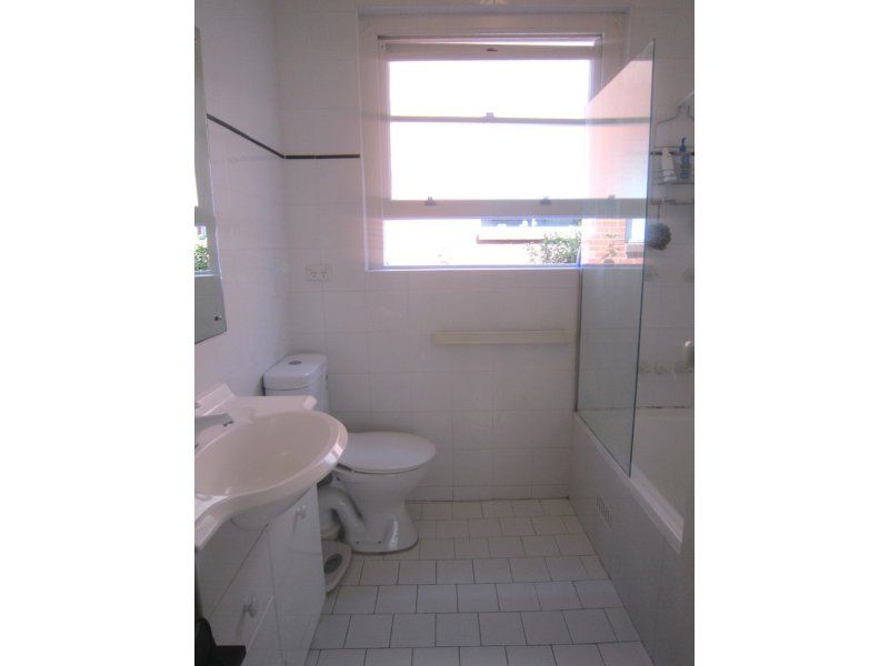 1/82 Kurraba Road NEUTRAL BAY NSW, Bay - Thumbnail 5