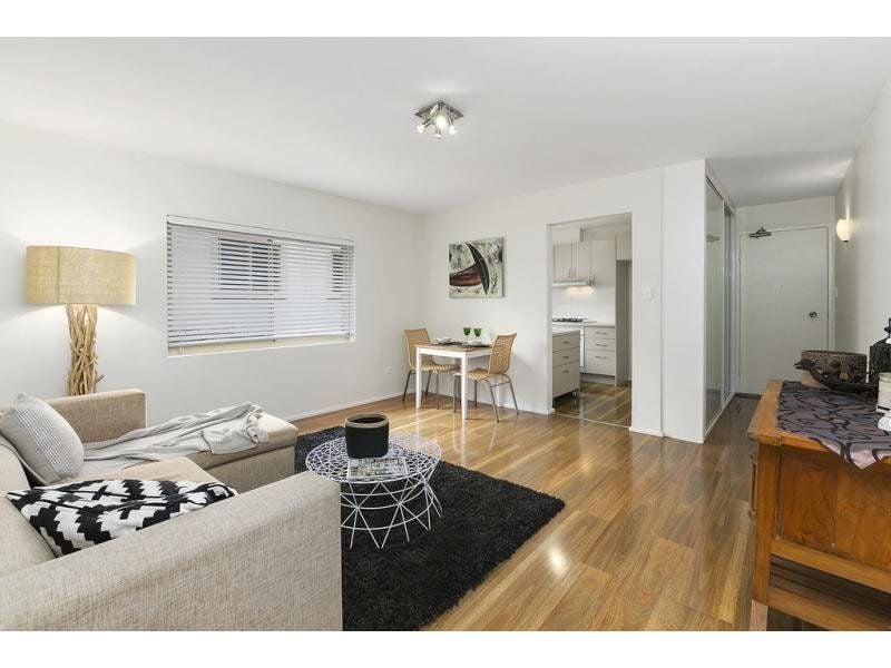 4/11 Federal Parade BROOKVALE NSW, Brookvale - Image 1