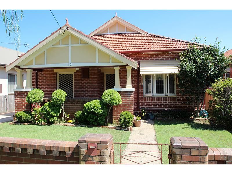 Real Estate For Lease 19 Hebburn Street Hamilton East , NSW