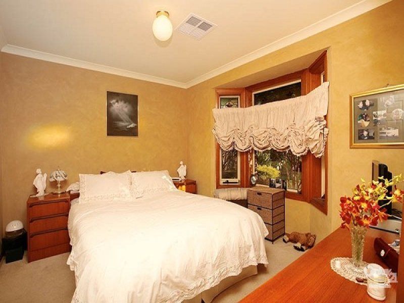 9 Mulcahy Court, Altona Meadows - Thumbnail 8