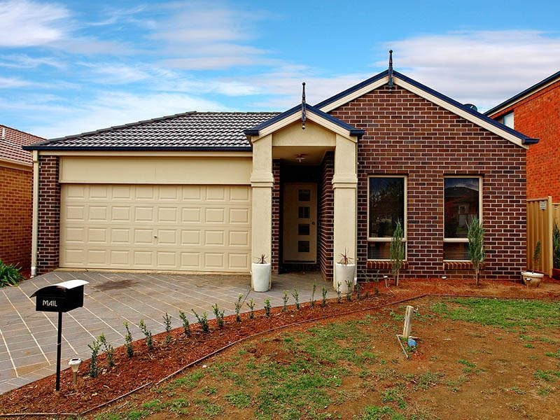 20 Wattlepark Street, Caroline Springs - Thumbnail 2