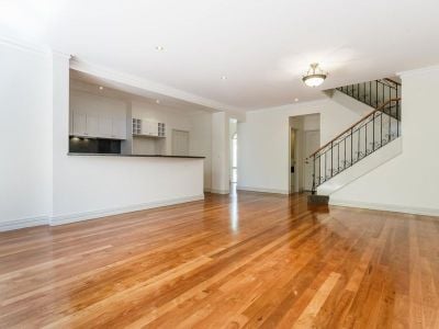 2/10 Hurstford Close, Peppermint Grove