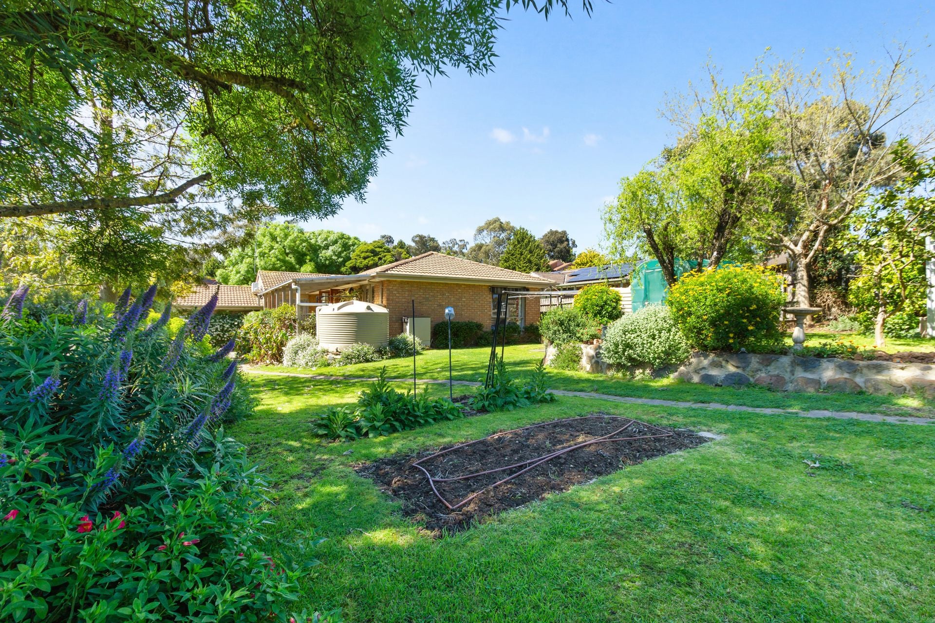 22 Kamarooka Drive, Wattle Glen OBrien Real Estate