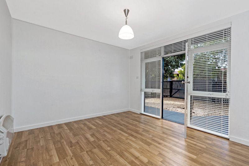 3/418 Blackshaws Road, Altona North - Thumbnail 3