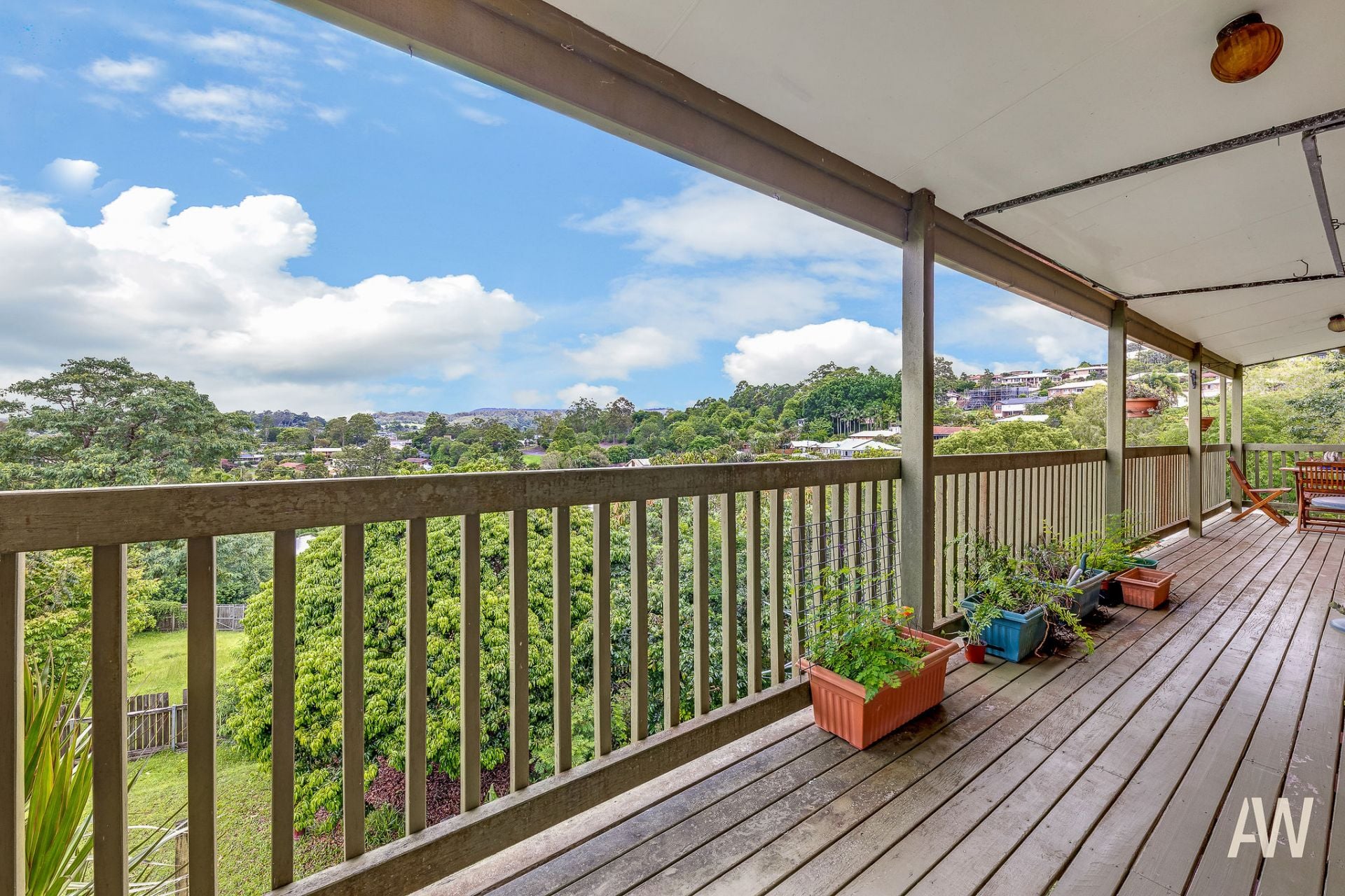 33 Cunningham Crescent Nambour QLD, Nambour - Thumbnail 2