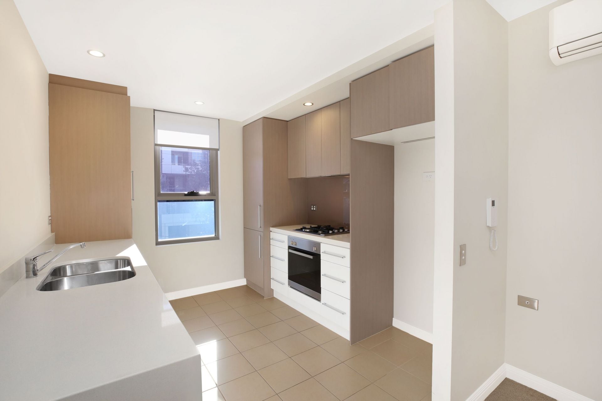 13/2-8 Cook Street, Sutherland, Sutherland - Thumbnail 4