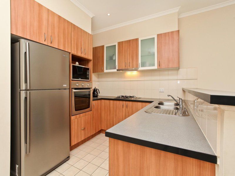 50 Amberlea Circuit, Taylors Hill - Thumbnail 4