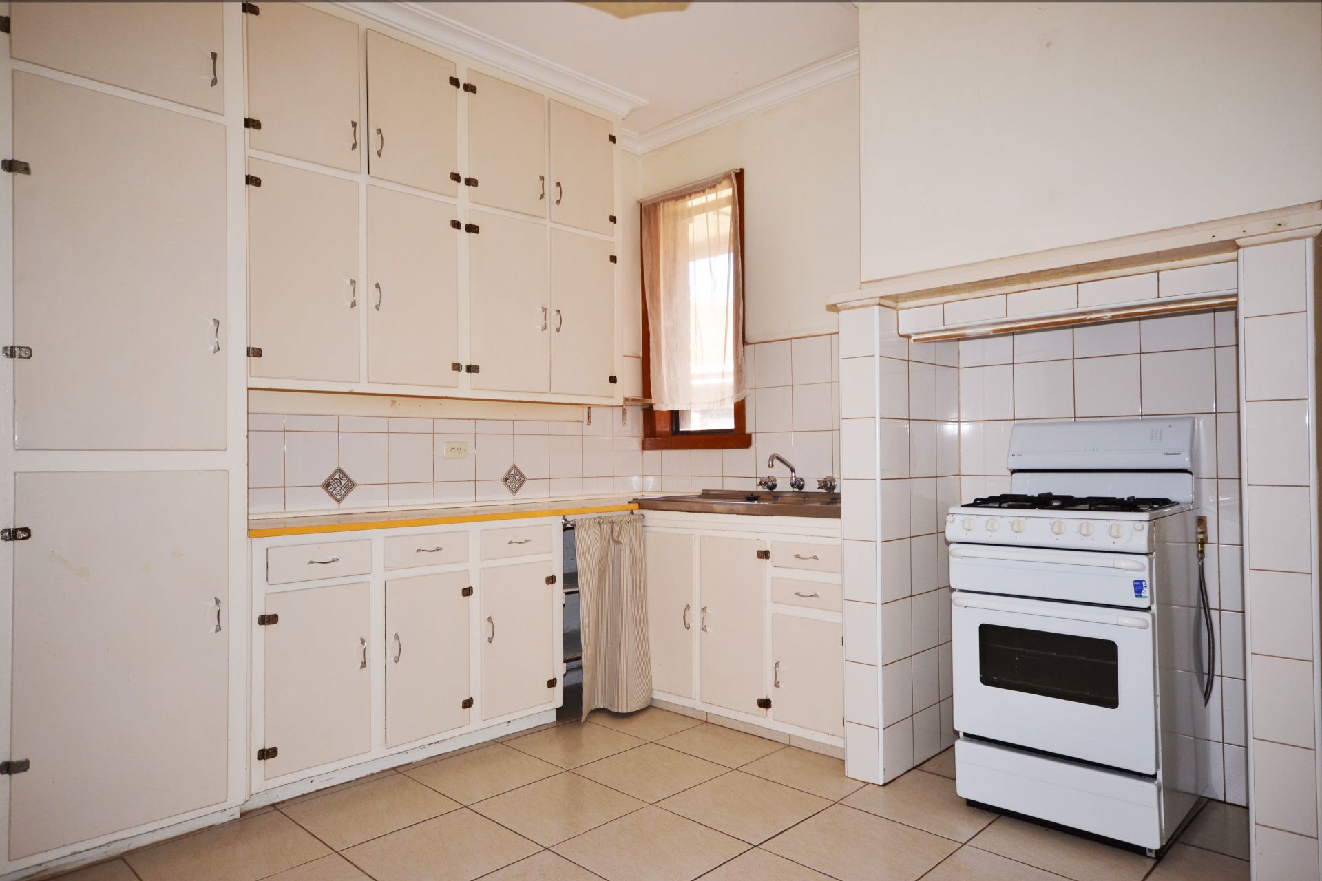 GOOD VALUE HOUSE