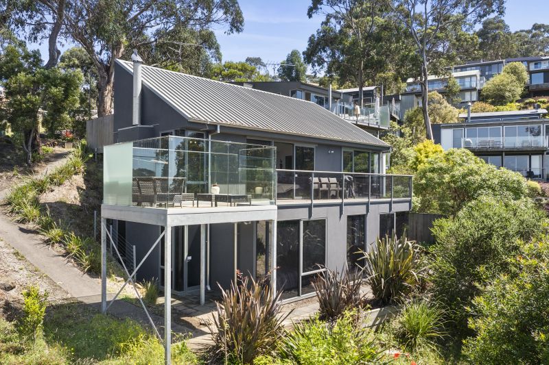 3 Roache Court, Lorne, VIC, Lorne - Thumbnail 2