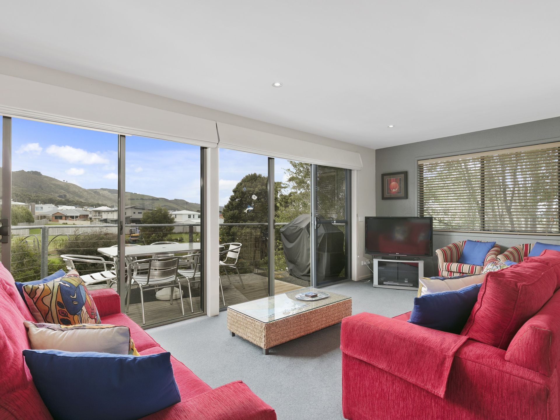 2/10 Banksia Court, Apollo Bay - Thumbnail 6