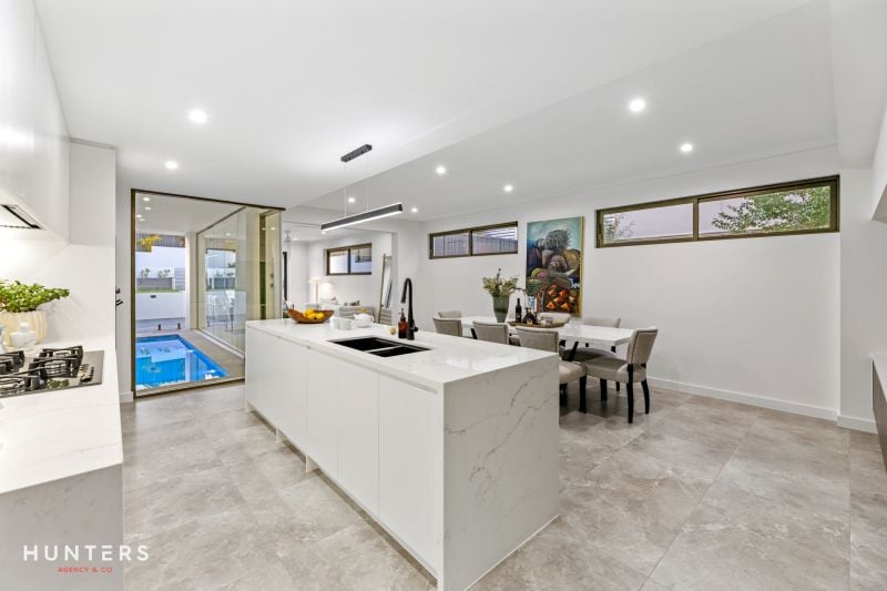 18A Mount Street, Constitution Hill