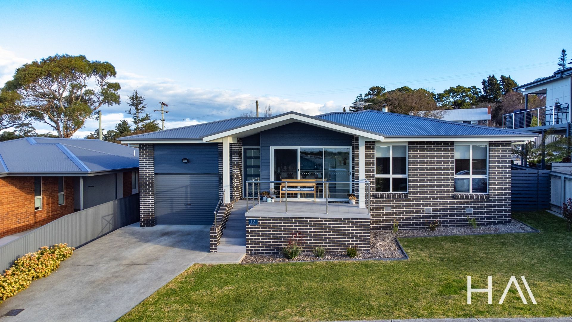 17 Therese Street Bridport, Bridport - Thumbnail 2