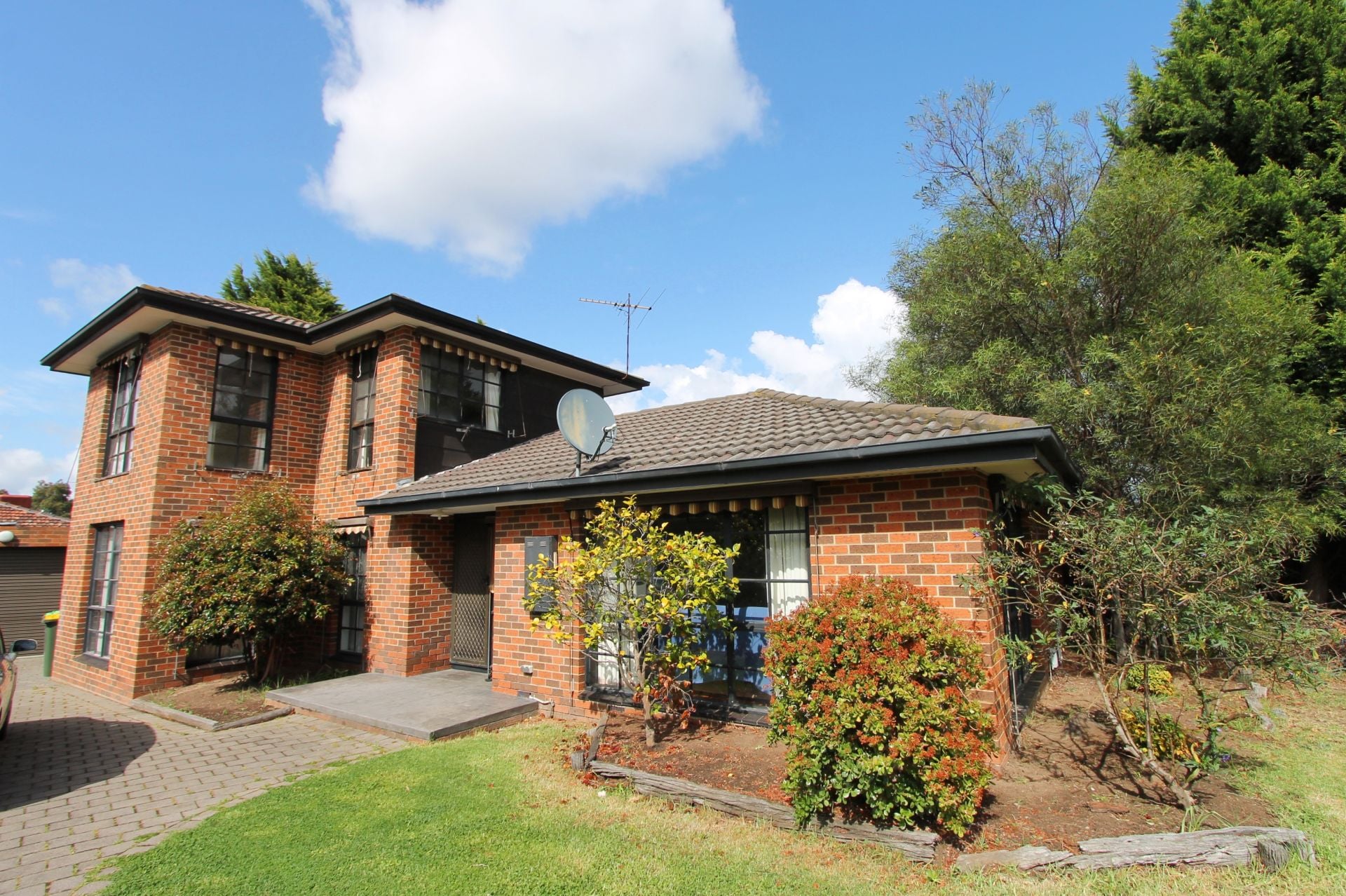 DOUBLE STOREY FAMILY HOME