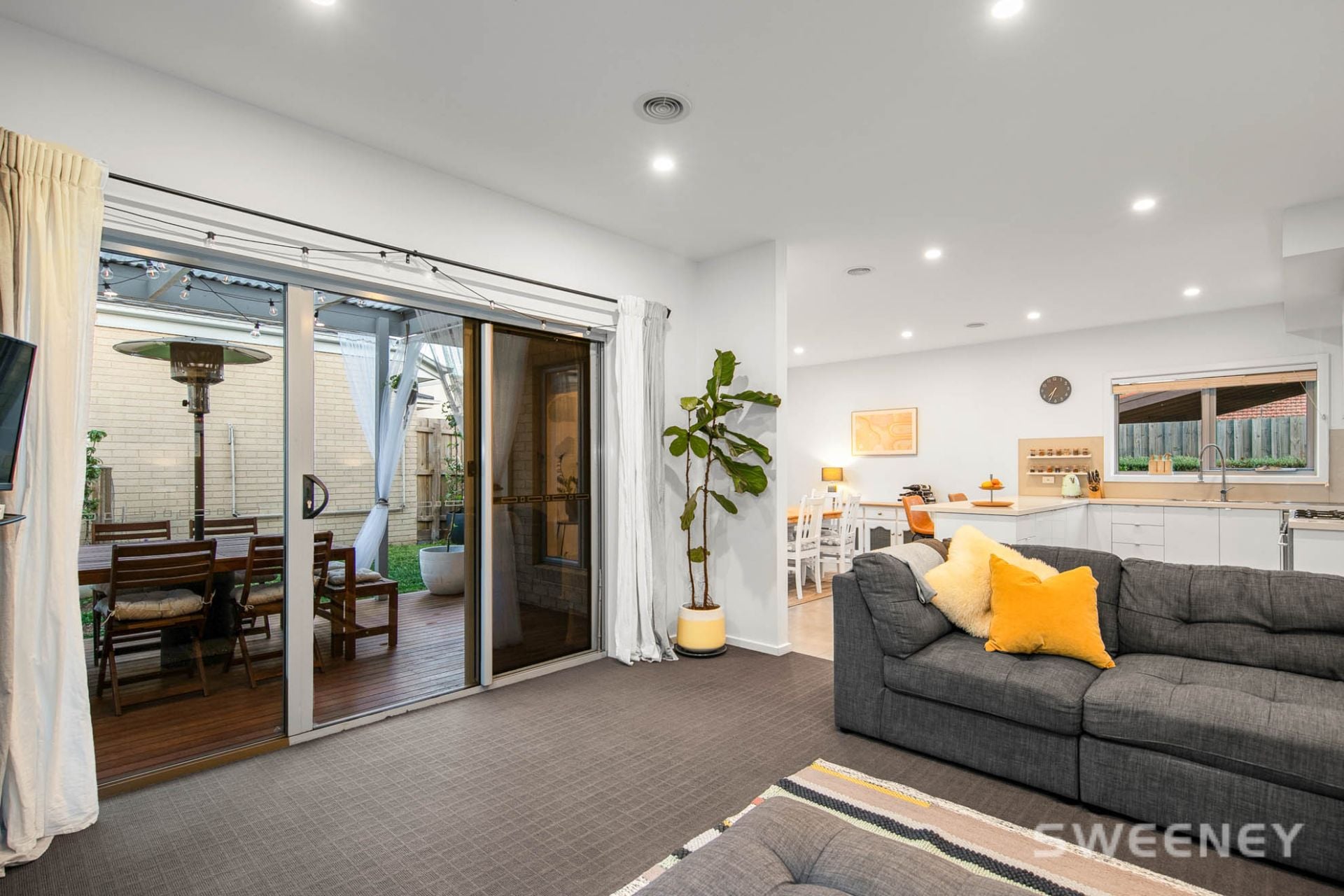 1/6 Galvin Street, Altona - Thumbnail 3
