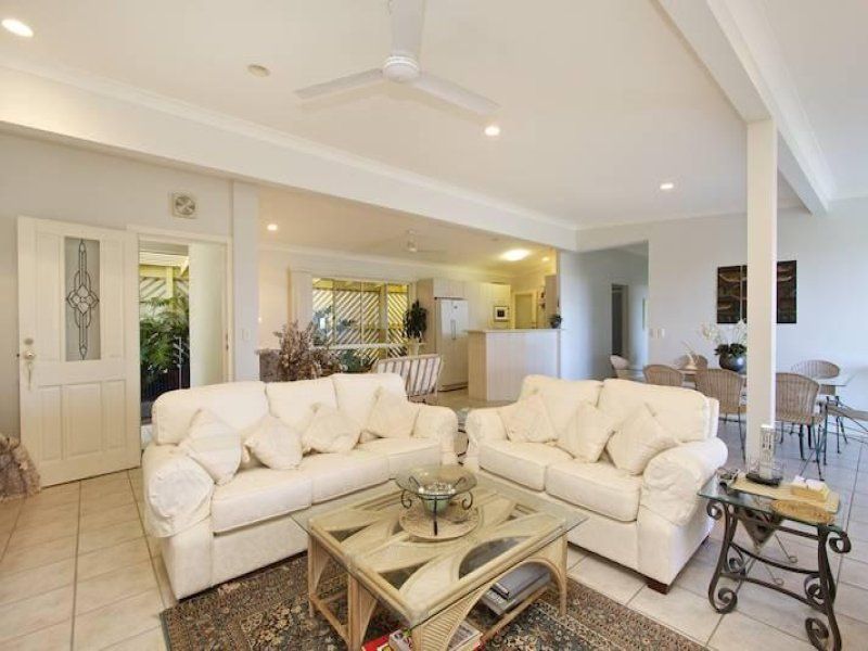 55 Wyberba Street TUGUN QLD, Tugun - Thumbnail 3