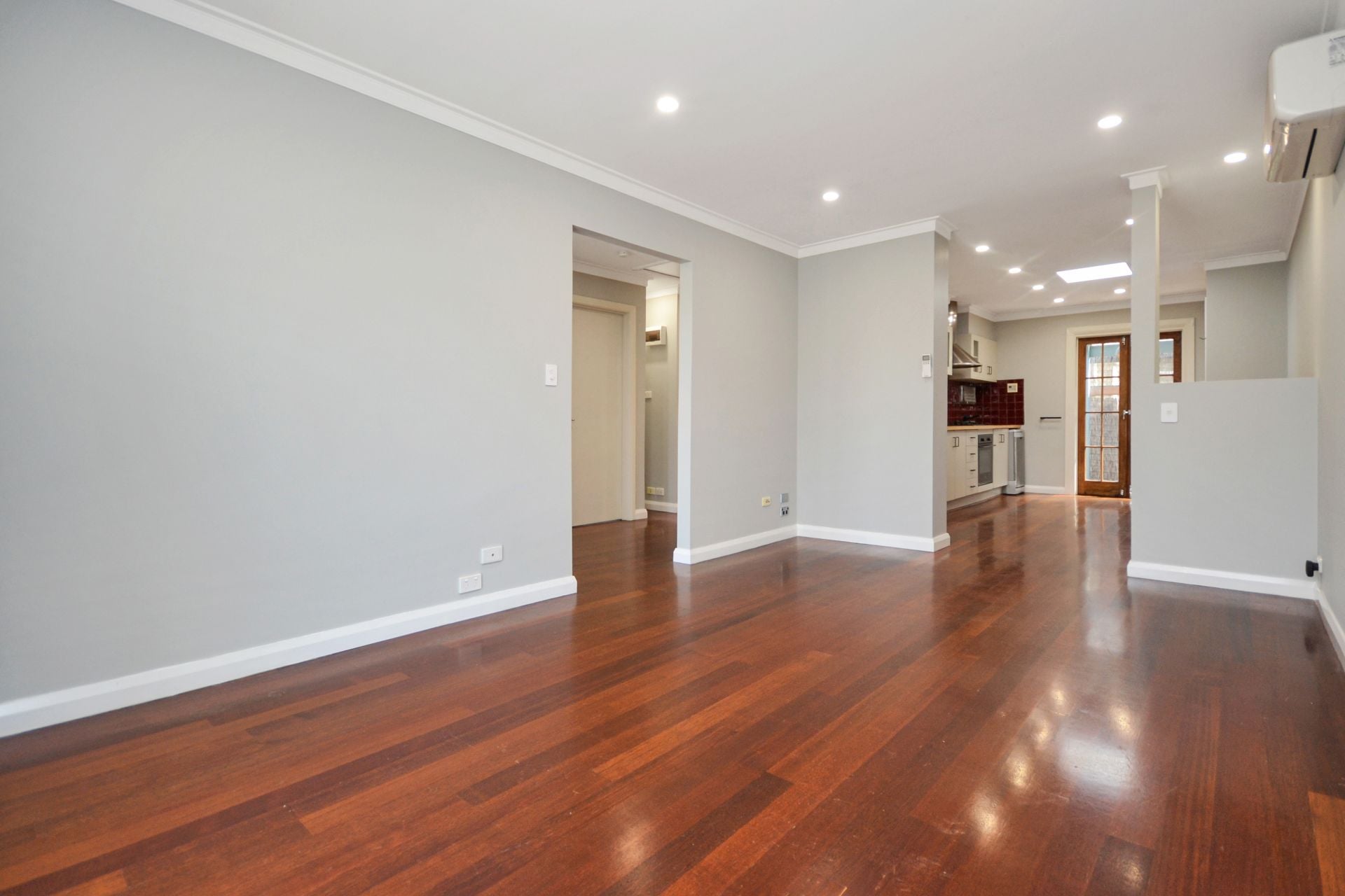 STYLISH & MODERN, LOW MAINTENANCE LIVING