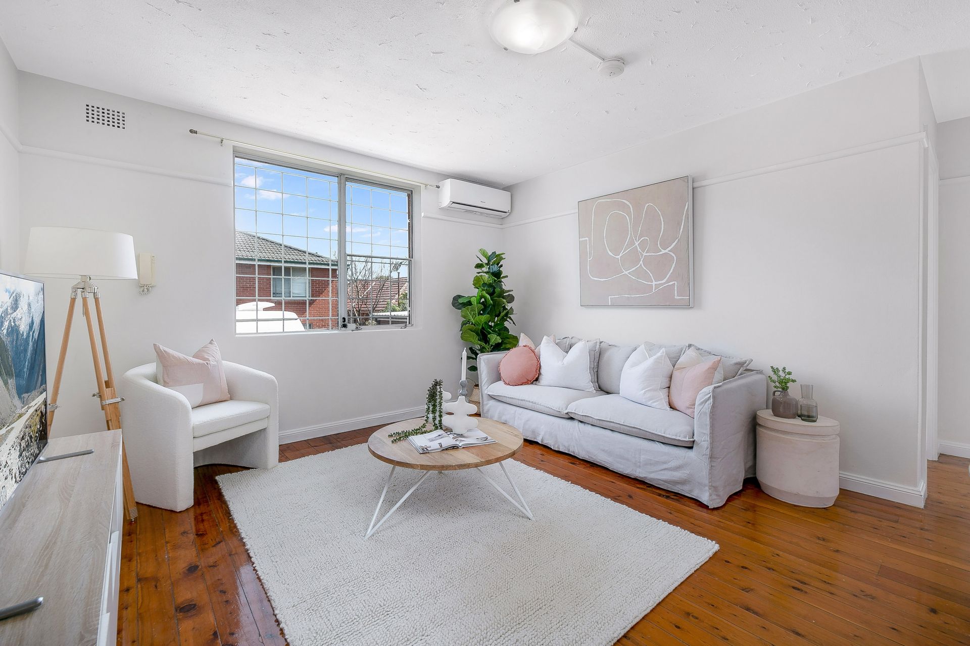 3/2 Silver Street, St Peters, St Peters - Image 1