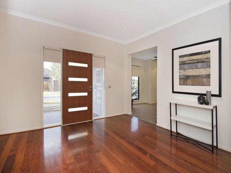 35 Eildon Circuit SOUTH MORANG, South Morang - Thumbnail 4