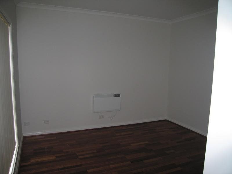 MODERN 2 BEDROOM UNIT!
