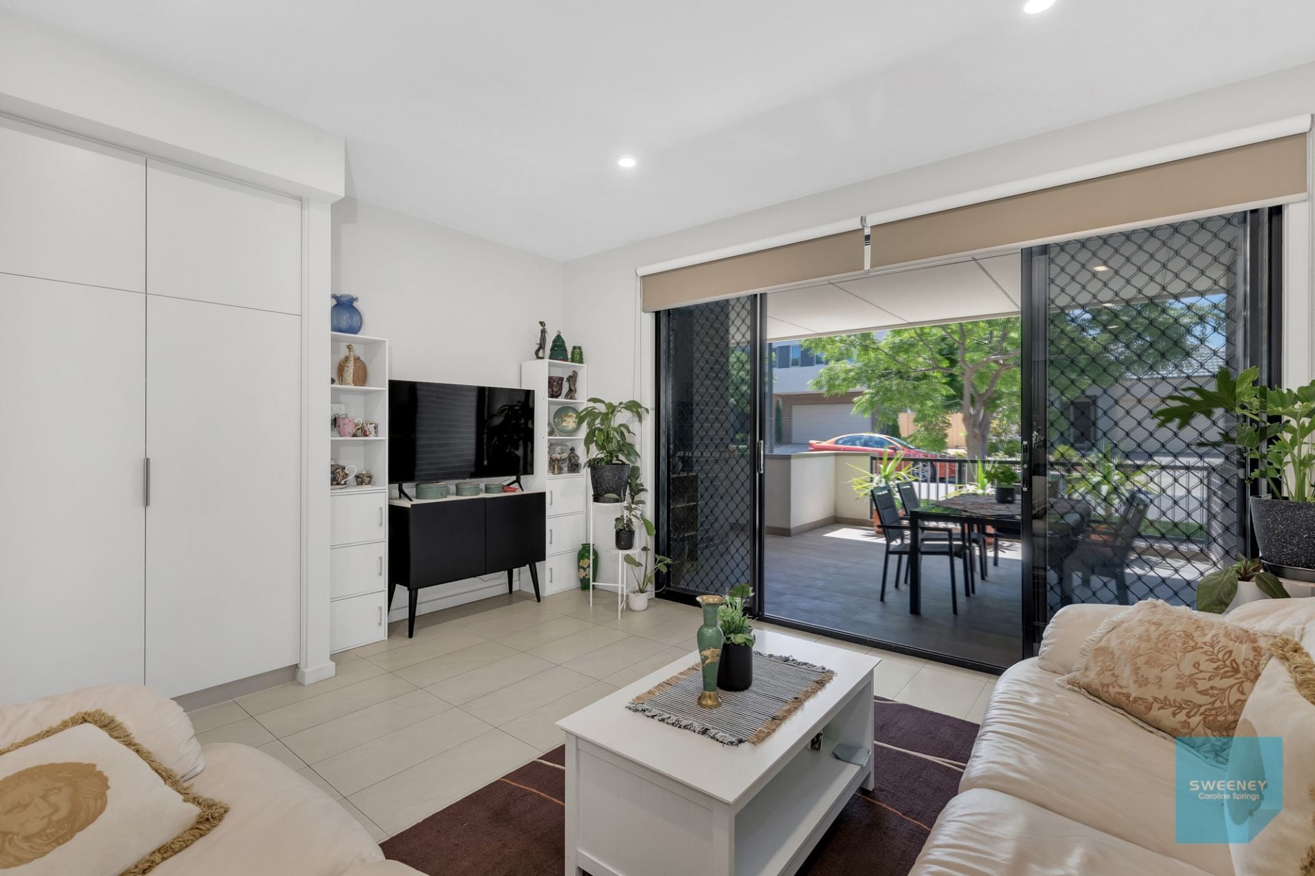 7/2 Monckton Place, Caroline Springs - Thumbnail 8