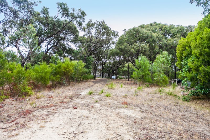 4 Berthon Street AIREYS INLET VIC, Aireys Inlet - Thumbnail 2