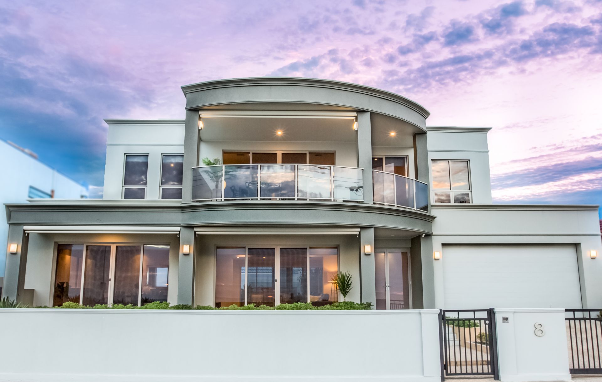 8 Seaview Road, West Beach - Thumbnail 2