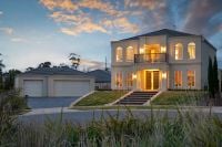 13 Waterview Close, Drouin VIC, Drouin - Image 1