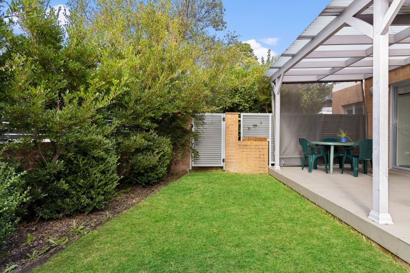 Real Estate For Sale 1/2729 Stoddart Street Roselands , NSW