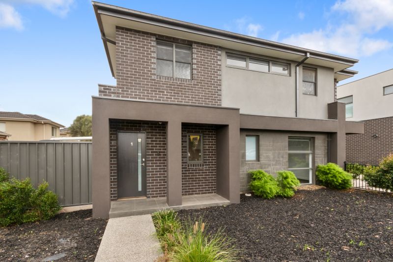 1/10-12 Ralph Street, Reservoir