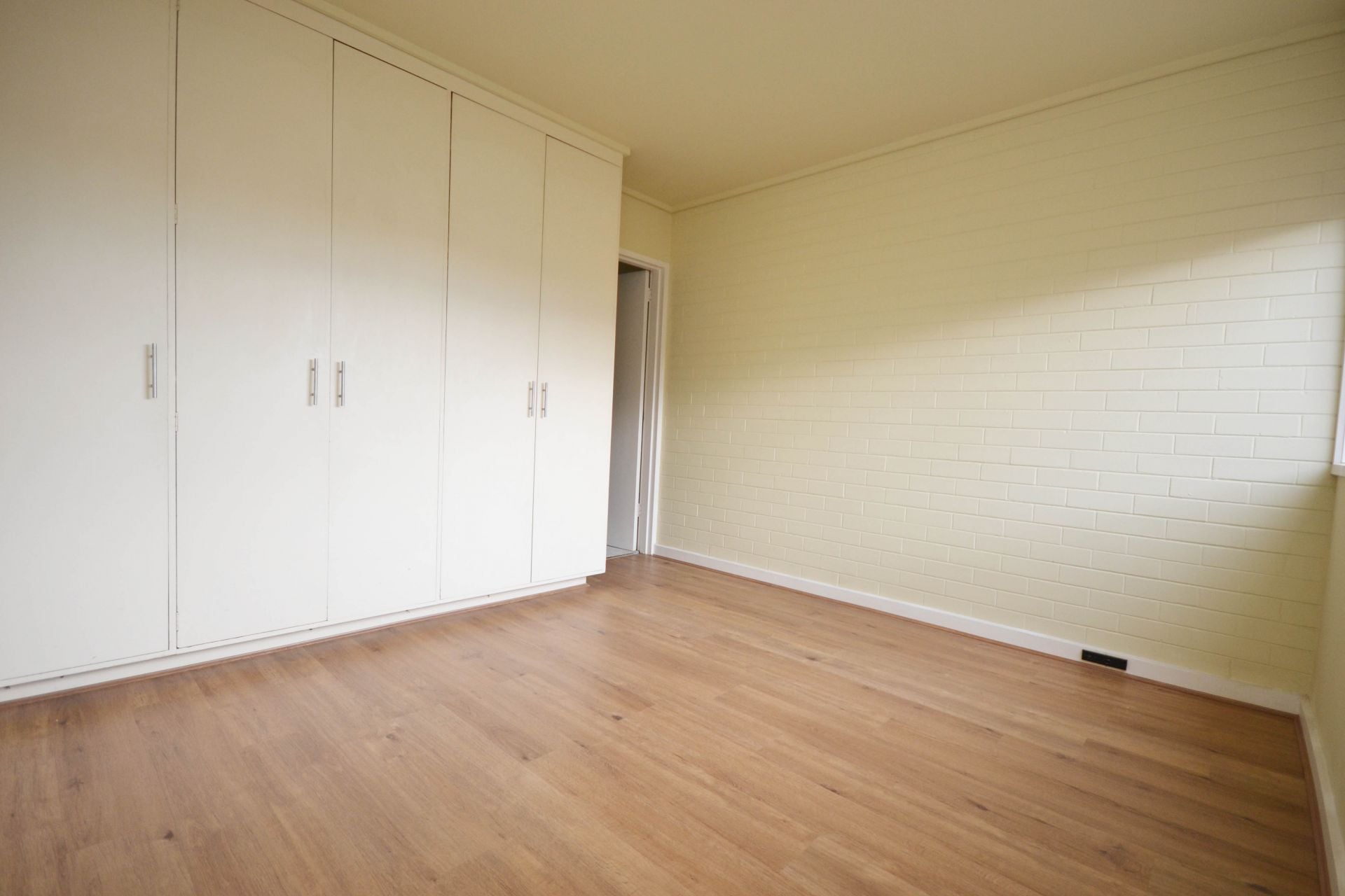SPACIOUS PRESTON PAD