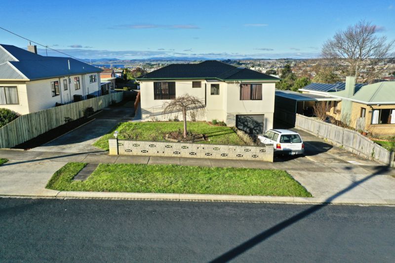 3
 
 
 
  
 
 
 2
 
 
 
  
 
 
 2
 
 
 
 
 
 
 
 97 Percy Street, Devonport TAS 7310, Devonport - Thumbnail 2