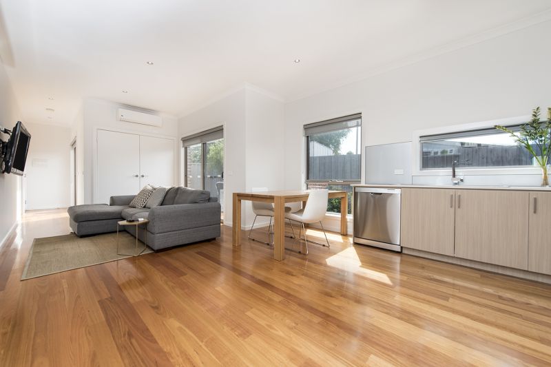 2/8 Fourth Avenue, Altona North - Thumbnail 2