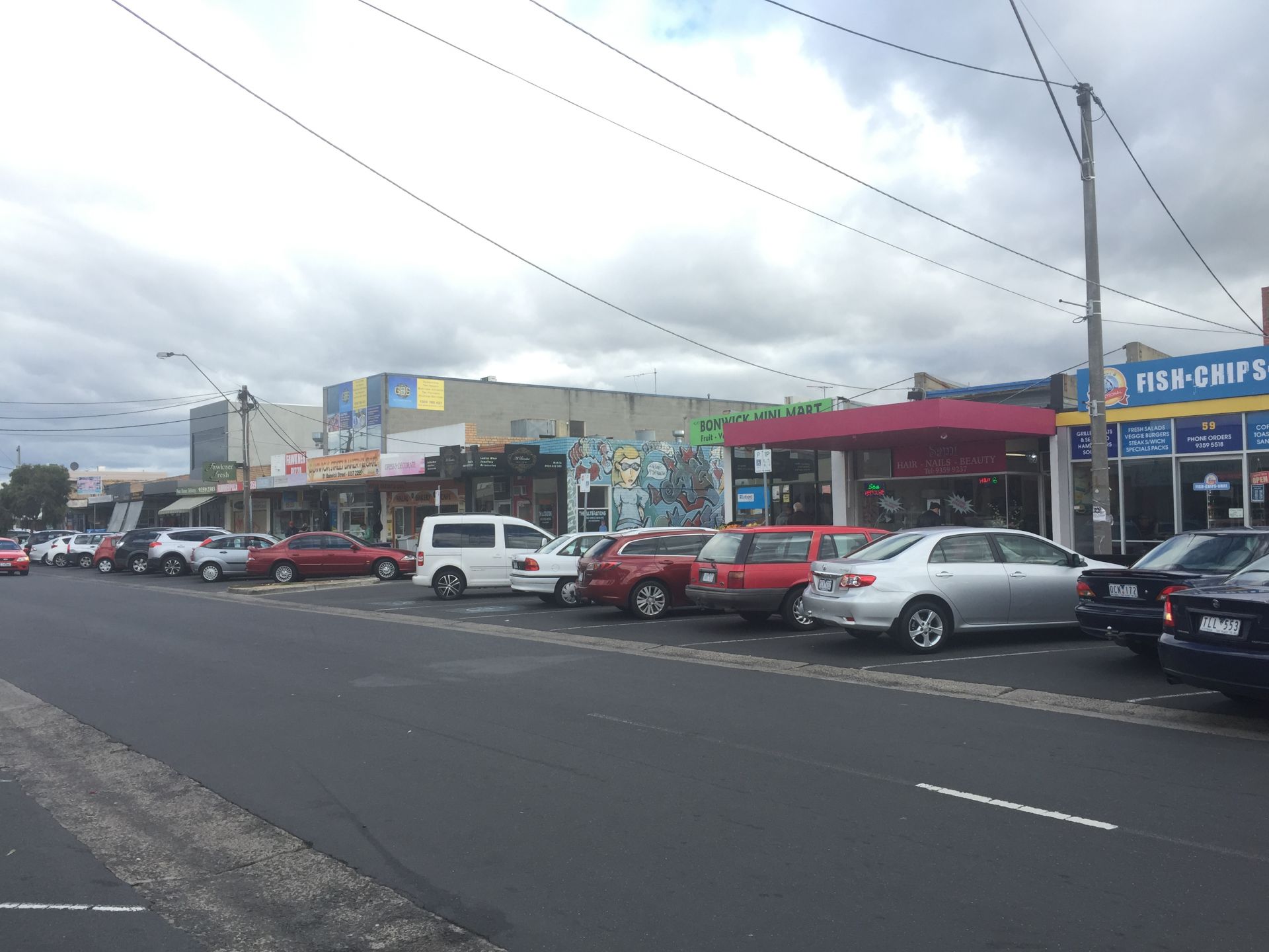 AUCTION - EXCELLENT RETAIL INVESTMENT!!