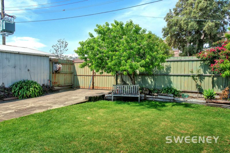 23 Bracken Grove, ALTONA Sweeney Estate Agents