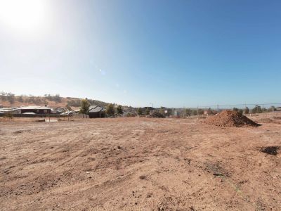 32 Highpoint Drive SOUTH MORANG, South Morang - Thumbnail 4