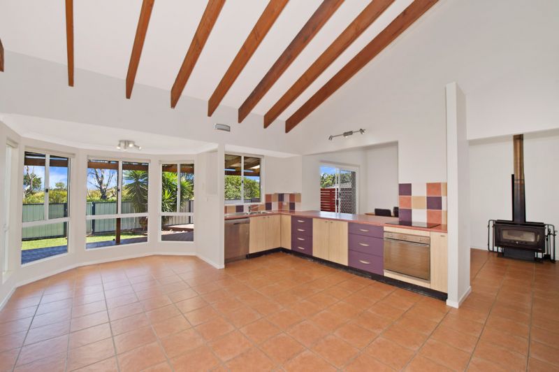 16 Emily Avenue Port Macquarie NSW, Port Macquarie - Thumbnail 5