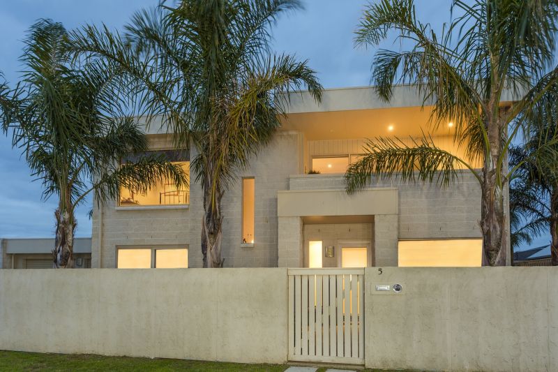 5 Maldon Place Ocean Grove VIC, Ocean Grove - Thumbnail 2