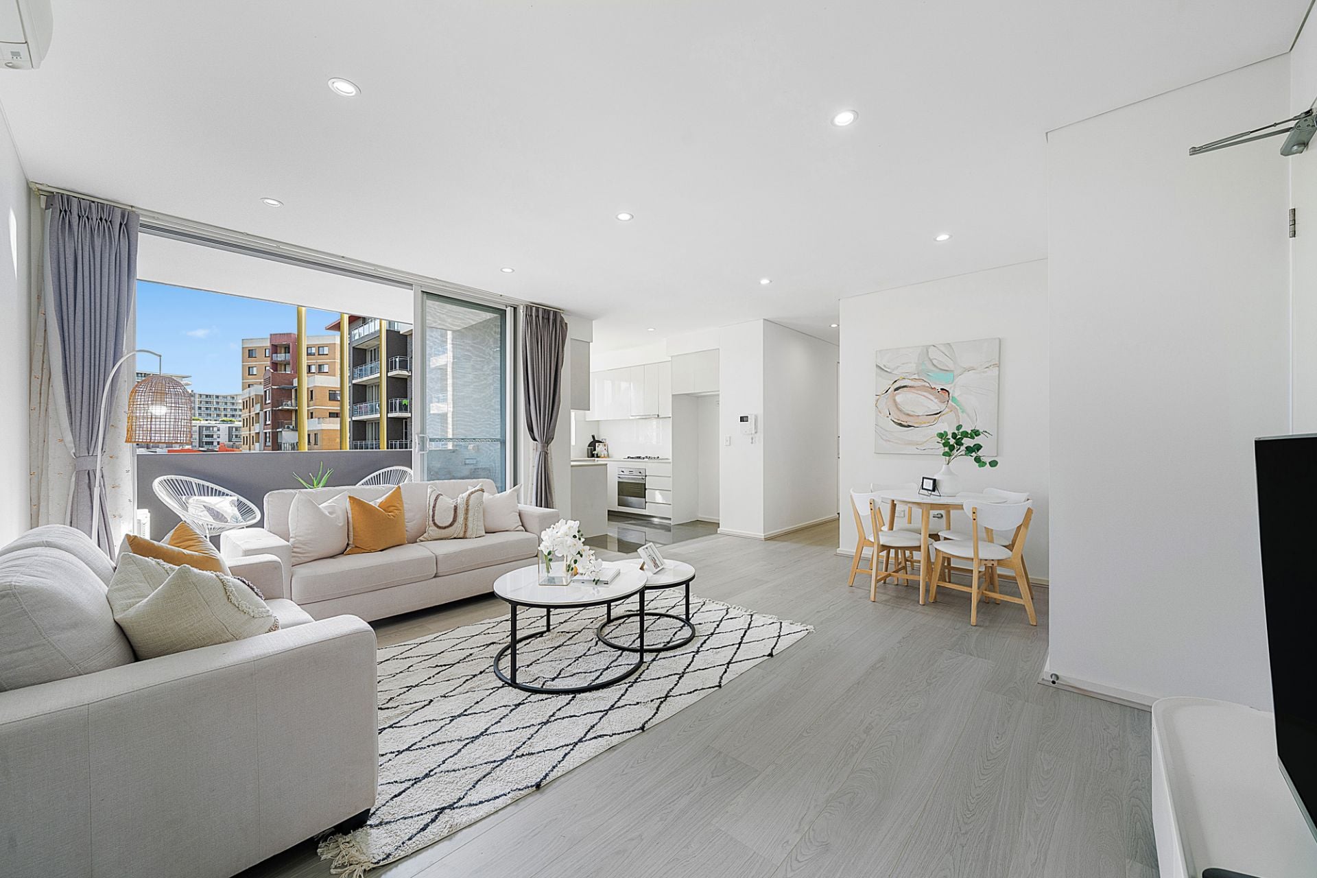 303/9 Hilts Road, Strathfield, Strathfield - Thumbnail 2