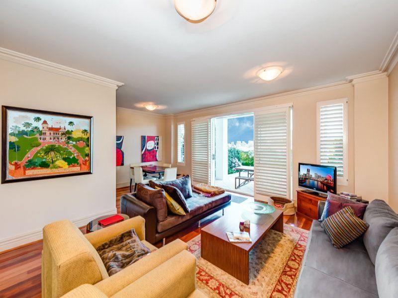 17 Jacaranda Drive, CONCORD