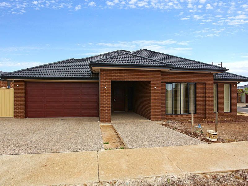 47 Clementson Drive, Caroline Springs - Thumbnail 2