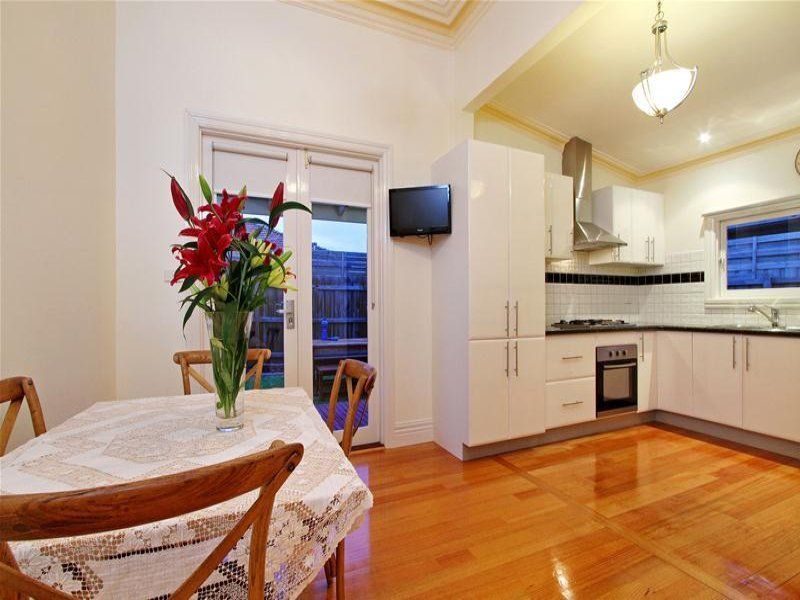 Beautifully renovated 1930's property with class & charm