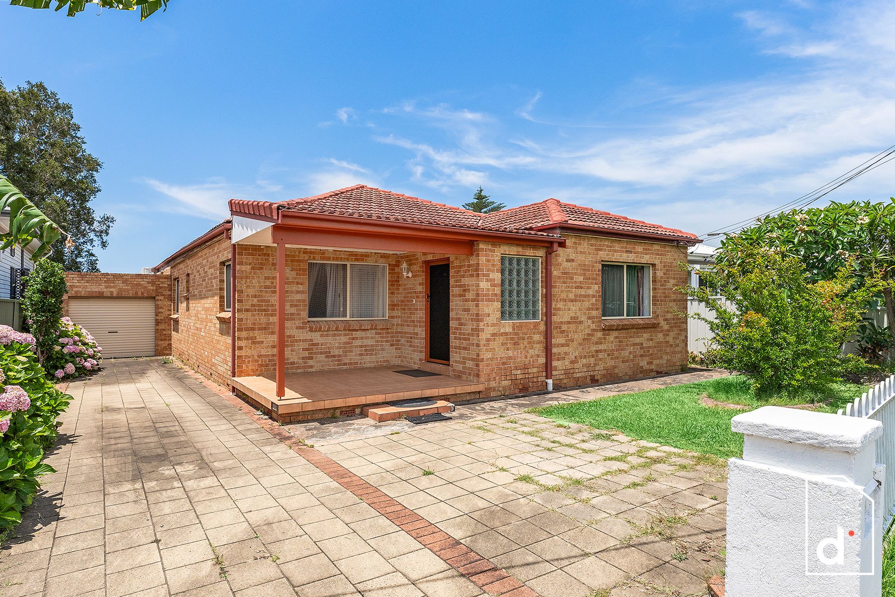Sold property 1280000 for 29 Cowper Street Fairy Meadow , NSW 2519