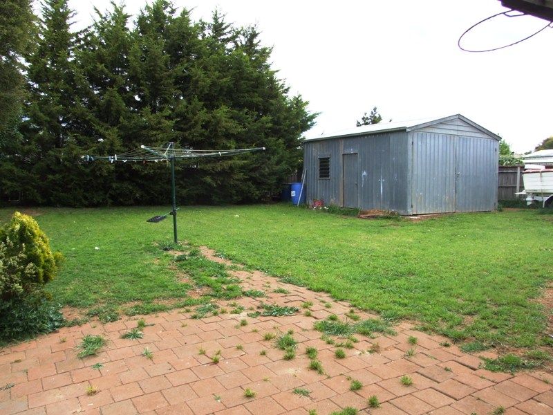 40 Underbank Blvd, Bacchus Marsh - Thumbnail 7