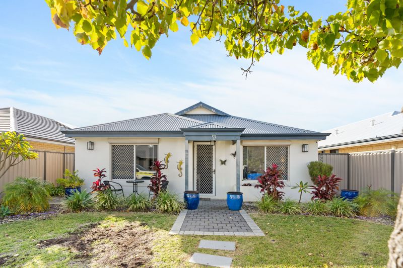 Real Estate For Sale 52 Riva Entrance Piara Waters , WA